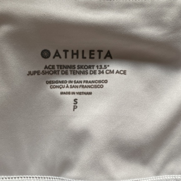 SOLD Athleta Ace Tennis Skort 13.5” Small - Picture 4 of 9